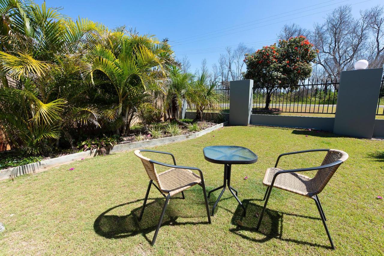 Meridian Beachside Apartments Old Bar Bagian luar foto