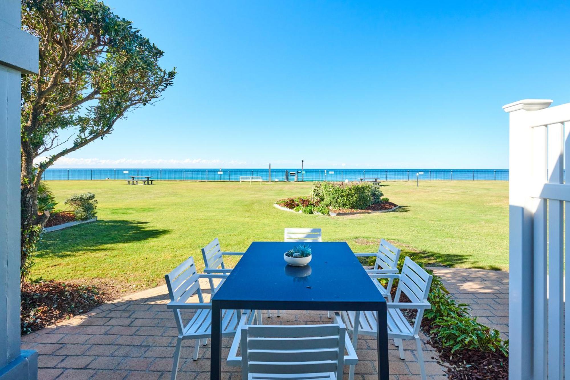 Meridian Beachside Apartments Old Bar Bagian luar foto